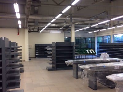 SHOP NÄTVERK "TOPP" - CĒSIS, GAUJAS STREET 29 - leverans och installation av butikshyllor 8